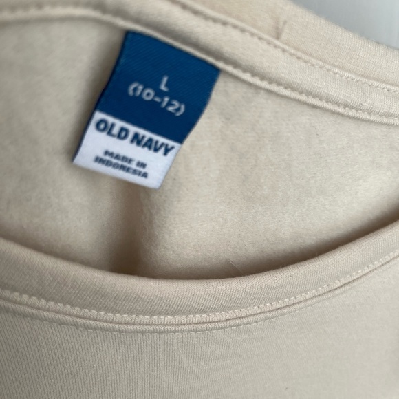 Old Navy kids long sleeve creme shirt w/pocket (10-12) - Picture 3 of 3